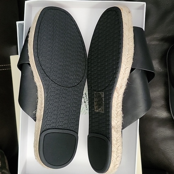 Michael Kors Black Women's Sandals - Picture 3 of 4